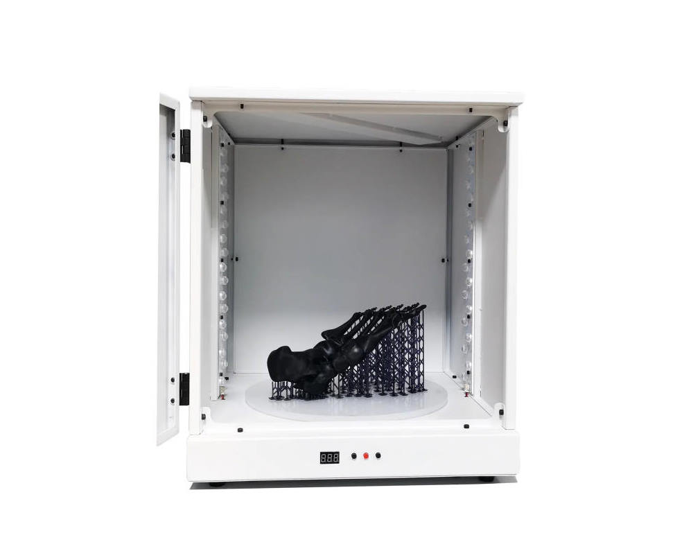 Peopoly Curing Box Pro with printed model